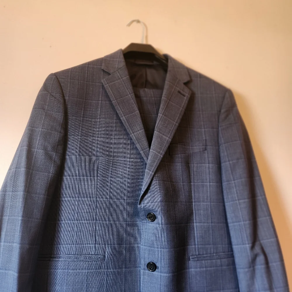 Lauren Ralph Lauren Men's Blue Plaid Suit Wool Blend EUC - Picture 3 of 10